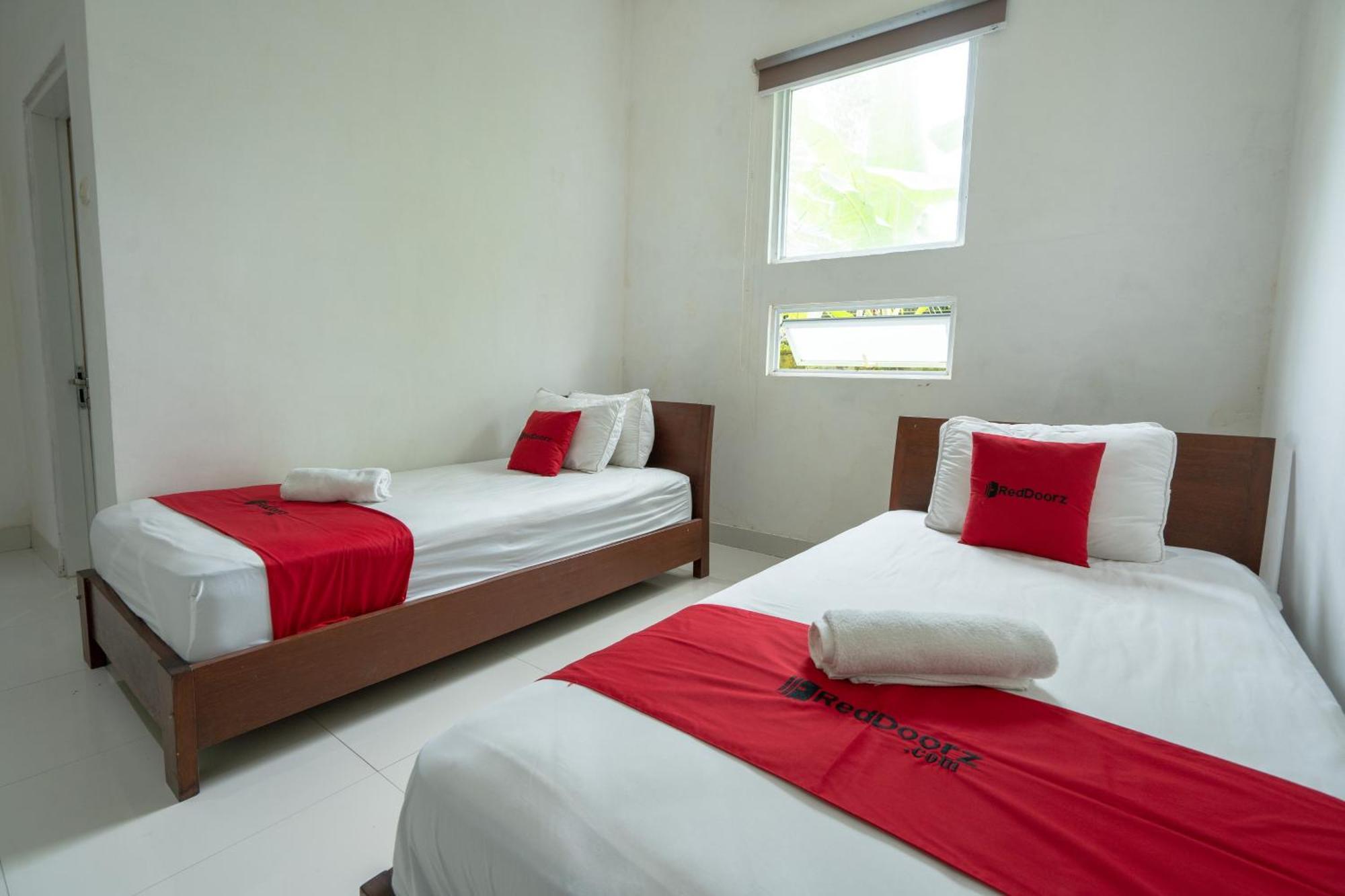 Reddoorz Near Ubud Village Sukawati Exterior foto