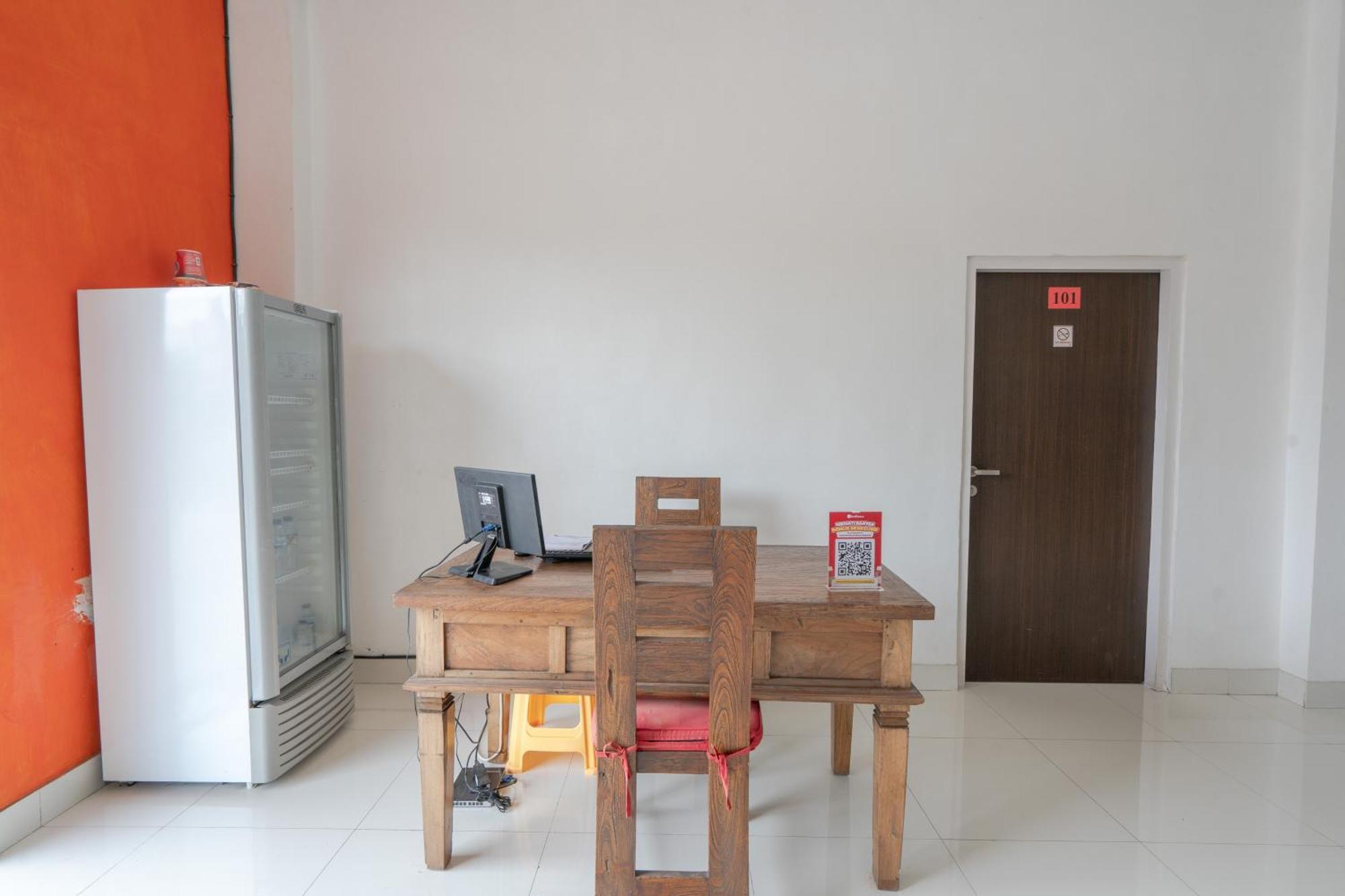 Reddoorz Near Ubud Village Sukawati Exterior foto